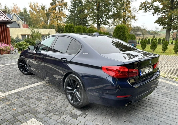 BMW Seria 5 cena 129150 przebieg: 122000, rok produkcji 2018 z Kisielice małe 742